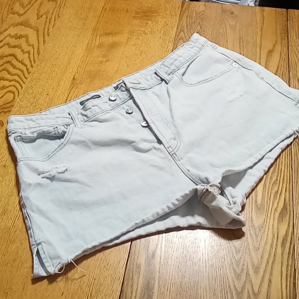 WILD FABLE Jeans Shorts Womens 16 LIGHT BLUE Button Fly High Rise Cut Off Used